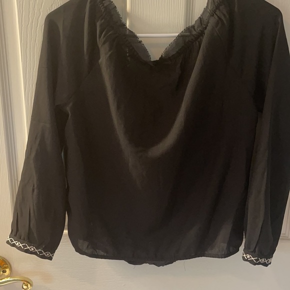 American Eagle Outfitters Black Embroidery Shirt - Picture 4 of 6